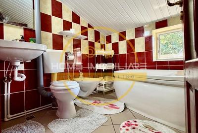 Apartament 4 camere, 70 mp – mobilat și utilat complet, zonă Scoala 7 - 12