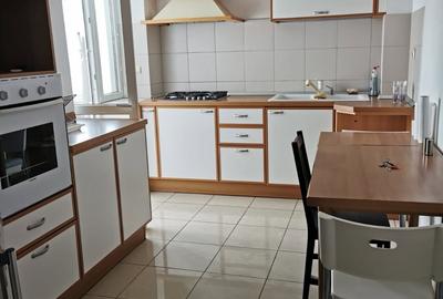 Duplex spatios Bl.Unirii - 4