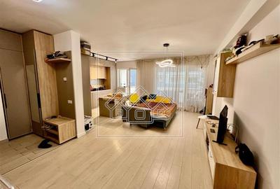 Apartament cu 3 camere decomandat în Piața Cluj