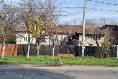 Vând casă cu teren și curte în centrul Călinești - 2