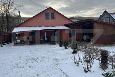 Casă individuală cu 4 camere în Vânători