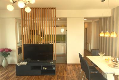 Apartament cu 4 camere decomandat, mobilat în Central