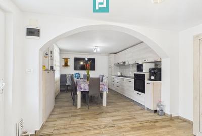 Casă individuală cu 3 camere în Central