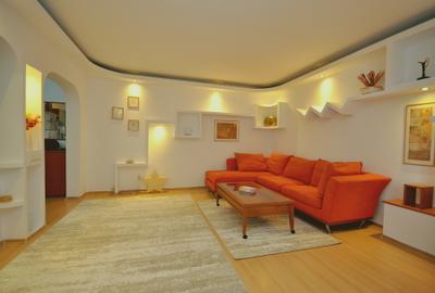 Apartament cu 2 camere decomandat în 13 Septembrie