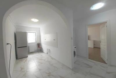 2 Camere Decomandat 54mp Renovat zona Cug Selgros - 2