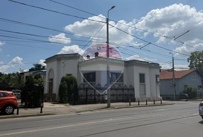 Cladire simbolica de inchiriat -Centrul Istoric Ploiesti - 3
