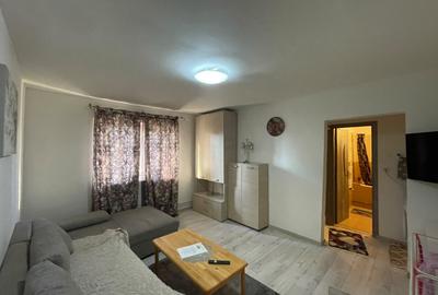 Apartament cu 2 camere semidecomandat, mobilat în Complex Studențesc