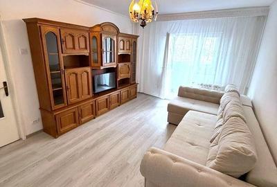 Apartament cu 3 camere decomandat în Dristor