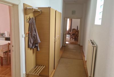 Casa vânzare zona str Lupeni - 24