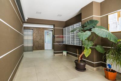 Apartament 3 camere | 75 mp | 2 băi | parcare + boxă | Tractorul - 28