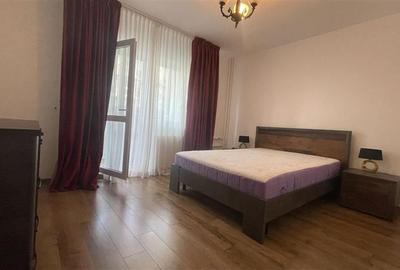 Apartament cu 3 camere decomandat în Vitan