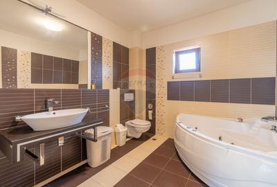 Casa de inchiriat - Gruia - 8 camere - 0 % COMISION - 12