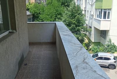 Spatiu birou 3 camere et 1 in cladire birouri zona Iancului metrou - 10