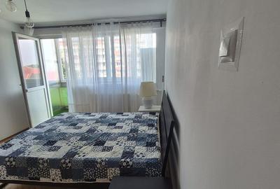 Apartament cu 2 camere decomandat, mobilat în Eroii Revoluției