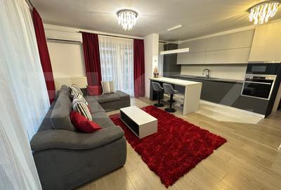 Apartament cu 3 camere semidecomandat, mobilat în Gheorgheni