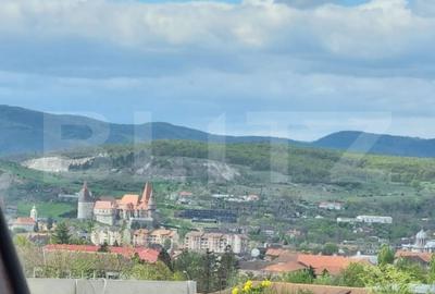 Teren Construcții intravilan de 470 mp, în Hunedoara