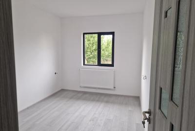 Agenție imobiliară vindem casă la sol în Năvodari - 5