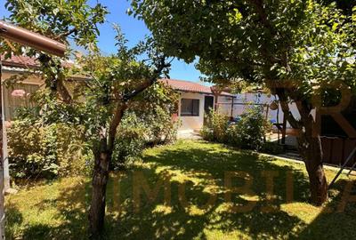 Casă de vânzare în zona Brătianu, Constanța – 3 camere, teren 260 mp - 1