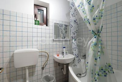 Vila individuala cu 8 camere | 1000mp teren | panouri foto-voltaice - 34