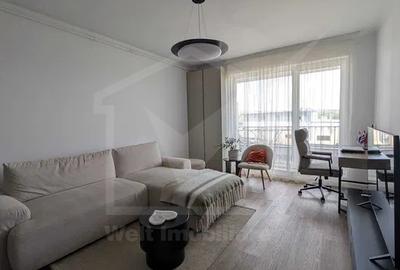 Apartament cu 2 camere semidecomandat, mobilat în Între Lacuri