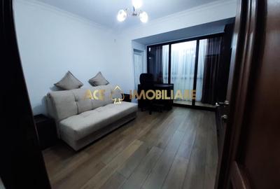 Apartament cu 2 camere decomandat, mobilat în Obor