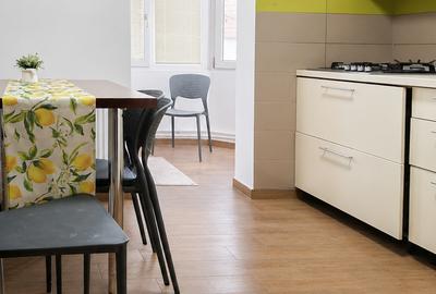 Apartament 2 camere | Parcare | Zona Cora - Str. Dezdrobirii - 5