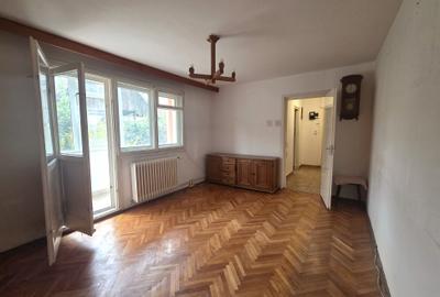 Apartament cu 3 camere decomandat în Gheorgheni