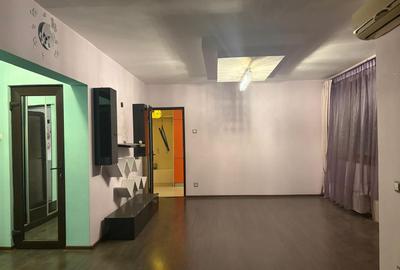 Apartament cu 2 camere semidecomandat, mobilat în Grivița