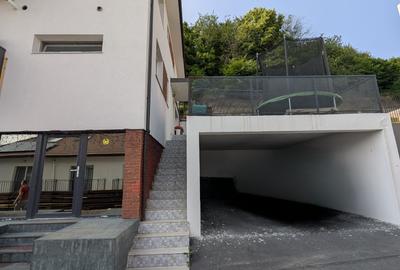 Duplex cu 6 camere în Florești