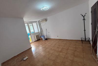 Garsonieră stradală la parter | Pantelimon–Iancului | Locuință / Birou - 2