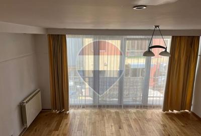 INCHIRIERE Apartament cu 3 camere in zona Nordului - 4