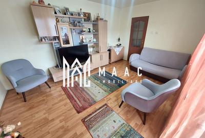 Apartament cu 3 camere semidecomandat, mobilat în Central