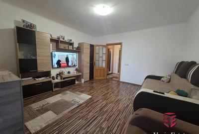 Garsonieră decomandată în Far