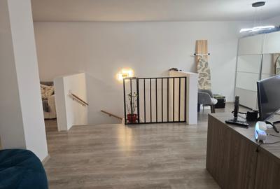 Casă cu 5 camere în Sud