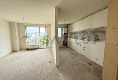 Apartament cu 3 camere semidecomandat în Mărăști