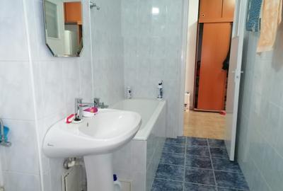 Apartament 2 camere, Etaj 5, prima inchiriere, metrou Titan - 6