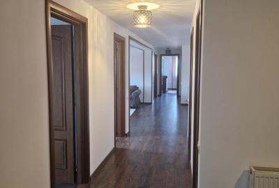 Apartament cu 4 camere în Chitila