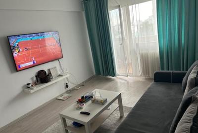 Apartament cu 2 camere decomandat în 1 Mai