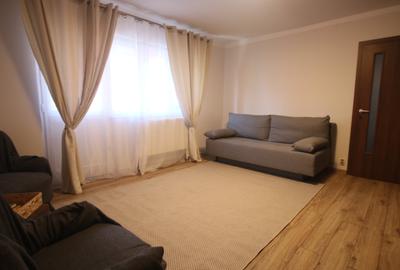 Apartament cu 3 camere nedecomandat, mobilat în Aradului