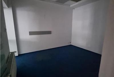Spatiu comercial central  fost Sediu Banca Alphabank - 6