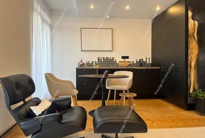 Apartament cu 2 camere semidecomandat, mobilat în Soarelui