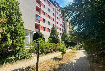 Apartament cu 2 camere semidecomandat, mobilat în Soarelui
