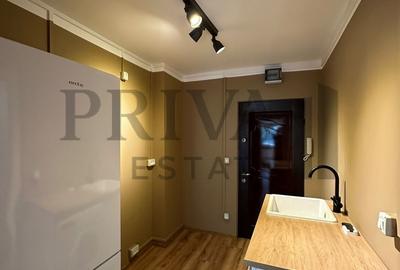 Garsoniera renovata, 26 mp, etaj 2, Complex Studențesc - 2