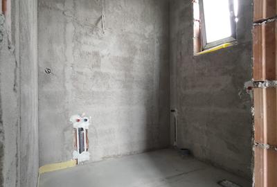 FARA COMISION Sabareni casa mare 3 camere 2 bai beci PARTER placa la cheie 500mp - 18