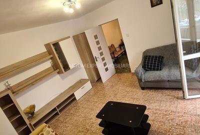 Apartament cu 2 camere decomandat, mobilat în Drumul Taberei