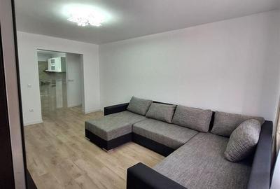 Apartament cu 3 camere decomandat, mobilat în Ștrand