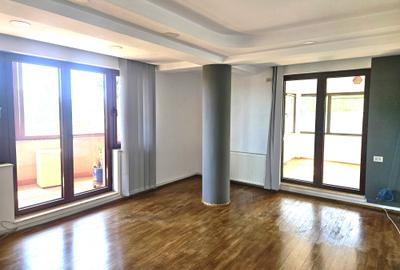 Cladire  de  birouri/showroom  -760 mp/7.5  euro/mp+tva /Zona  13 Septembrie - 6