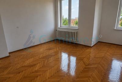 Apartament cu 3 camere de vanzare in Oradea, Zona Republicii - 2