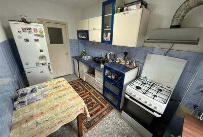 Apartament 3 Camere de Vanzare sau Inchiriere, Strada Lupeni – 81 mp, Etaj 1 - 14