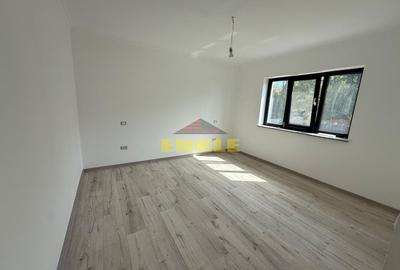 CASE NOI DE VÂNZARE – ZONA LEBĂDA - 2